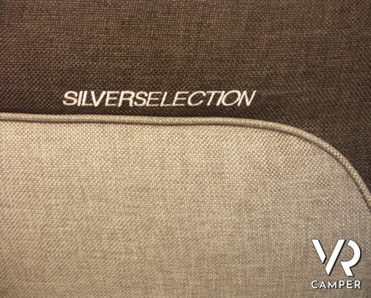 Knaus Sudwind 450 FU Silver Selection. elegantissima e luminosa caravan Knaus nuova a Torino con letto alla francese, dinette a ferro di cavallo.