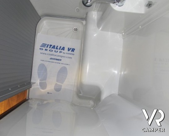 Knaus Van-I 600 MG - camper motorhome nuovo con garage e letto basculante, 4 posti omologati e ampia dinette con divanetto frontale