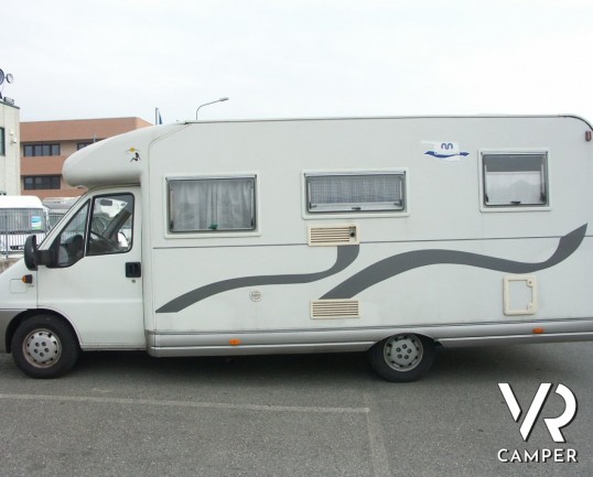 Miller Oklahoma: camper semintegrale usato con letto alla francese in ottime condizioni. In vendita a Torino.