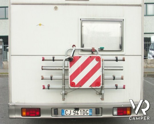 Miller Oklahoma: camper semintegrale usato con letto alla francese in ottime condizioni. In vendita a Torino.