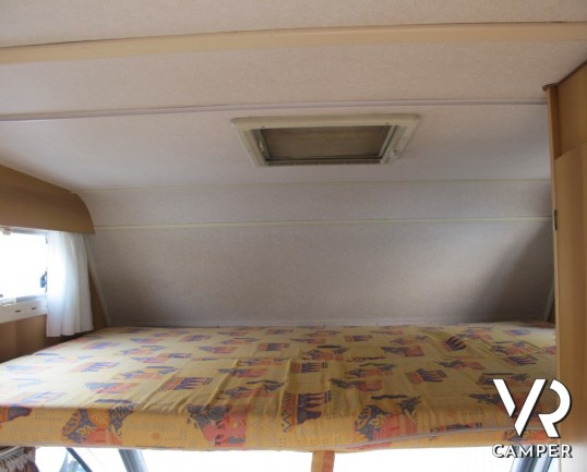 Mirage Alaska 6 VV: camper mansardato usato con letti a castello posteriori, 6 posti letto e 6 omologati, ottimo per la famiglia alla prima esperienza