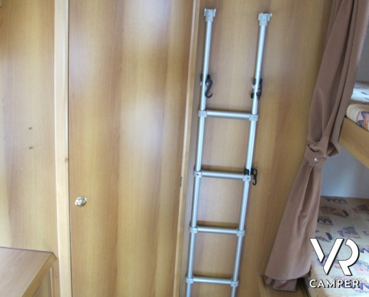 Mirage Alaska 6 VV: camper mansardato usato con letti a castello posteriori, 6 posti letto e 6 omologati, ottimo per la famiglia alla prima esperienza