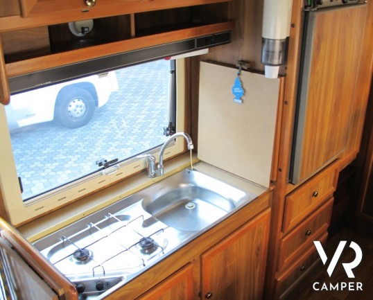 Mirage Family 355: camper in ottime condizioni di utilizzo per prima esperienza. Materiali di pregio e robusto nella struttura.