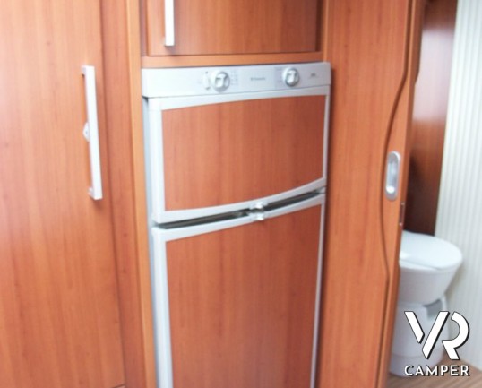 MOBILVETTA KEA 87P - camper usato a torino, semintegrale con garage, occasione camper