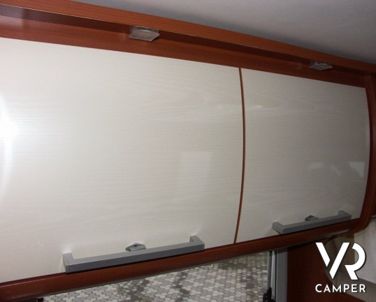 MOBILVETTA KEA 87P - camper usato a torino, semintegrale con garage, occasione camper