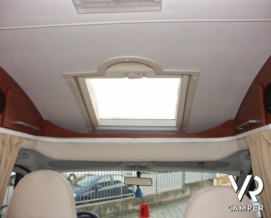 MOBILVETTA KEA 87P - camper usato a torino, semintegrale con garage, occasione camper