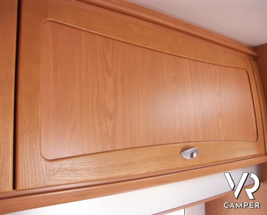 Moncayo Mediterraneo 735: semintegrale usato a Torino, recente con letto alla francese.