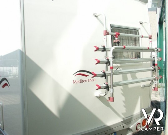 Moncayo Mediterraneo 735: semintegrale usato a Torino, recente con letto alla francese.