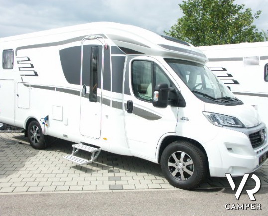 Hymer Tramp 568 SL: semintegrale nuovo con doppio pavimento e letti gemelli posteriori con garage