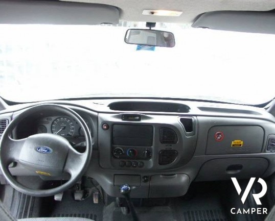 PIONEER HABITAT 530: mansardato piccolo e compatto, occasione camper usato in vetroresina.