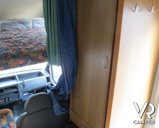 Rimor Brig 648: camper usato mansardato per prima esperienza con 6 posti omologati su meccanica Ford a trazione posteriore