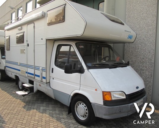 Rimor Brig 648: camper usato mansardato per prima esperienza con 6 posti omologati su meccanica Ford a trazione posteriore