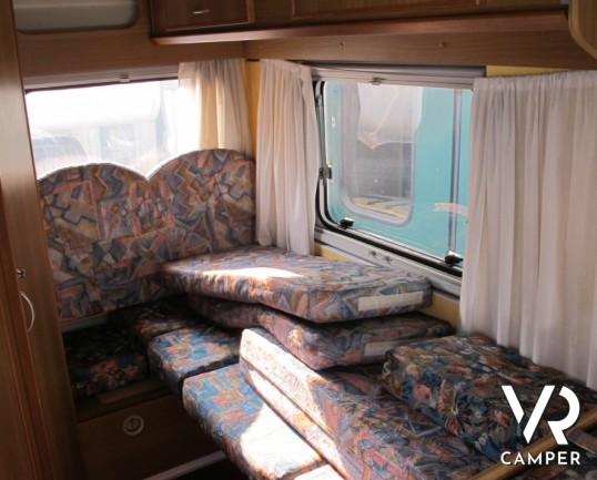 Rimor Brig 648: camper usato mansardato per prima esperienza con 6 posti omologati su meccanica Ford a trazione posteriore