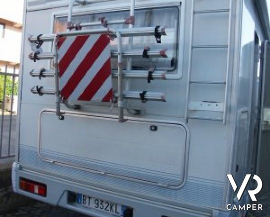 Rimor SuperBrig 680: camper mansardato usato 7 posti letto, 6 posti omologato con garage.