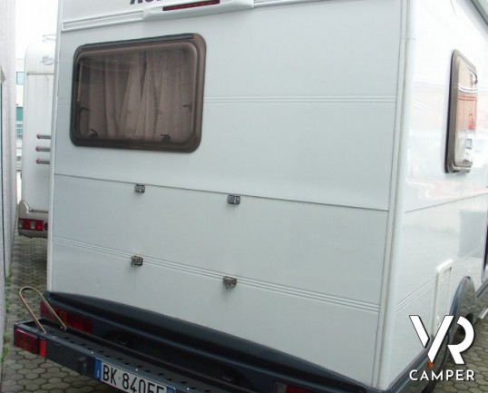 Roller Team Granduca 215 P: camper semintegrale usato con portamoto su meccanica ducato 2.8 jtd