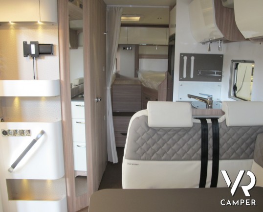 Burstner Ixeo T 690 G_camper semintegrale nuovo_letti gemelli_pacchetto ixeo premium_vendita camper torino druento