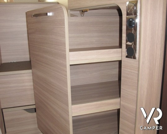 Burstner Ixeo T 690 G_camper semintegrale nuovo_letti gemelli_pacchetto ixeo premium_vendita camper torino druento