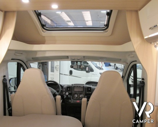 Burstner Lyseo TD 710 G_camper semintegrale nuovo_camper letto matrimoniale_camper con garage_camper 2019_italiavr_concessionaria camper torino druent