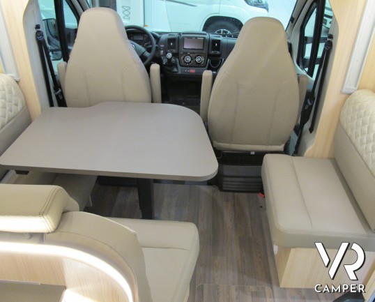 Burstner Lyseo TD 710 G_camper semintegrale nuovo_camper letto matrimoniale_camper con garage_camper 2019_italiavr_concessionaria camper torino druent