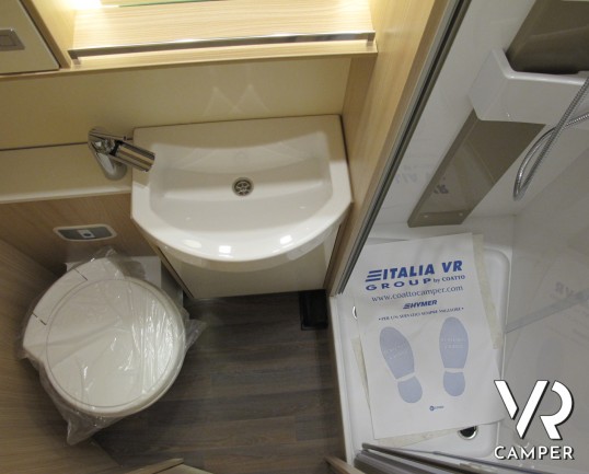 Burstner Lyseo TD 710 G_camper semintegrale nuovo_camper letto matrimoniale_camper con garage_camper 2019_italiavr_concessionaria camper torino druent