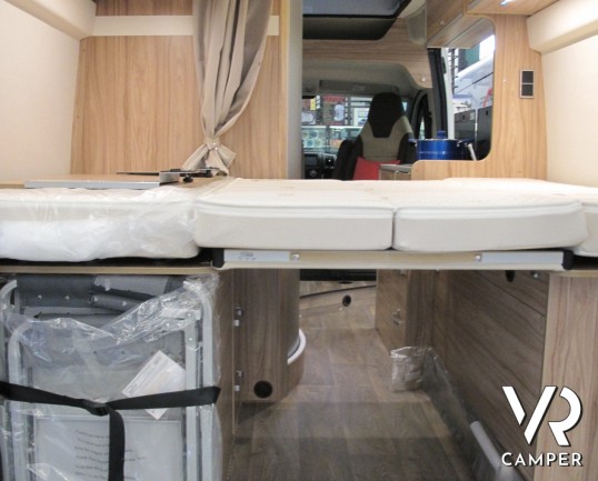 HymerCar Ayers Rock furgonato nuovo 2 posti letto, con tetto sollevabile, anno 2019_ItaliaVR concessionaria camper torino druento