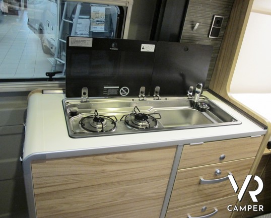 HymerCar Ayers Rock furgonato nuovo 2 posti letto, con tetto sollevabile, anno 2019_ItaliaVR concessionaria camper torino druento