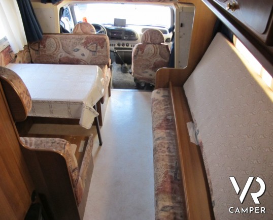 Rimor Super Brig 628: Camper usato mansardato 6 posti letto, con frigorifero grande, veranda, portamoto