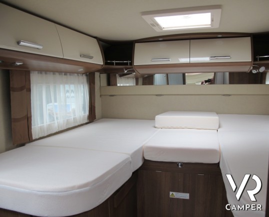 Carthago C-Tourer I 144 LE Epic_camper motorhome_camper pochi chilometri_camper 2017_veranda_portabici_antenna satellitare