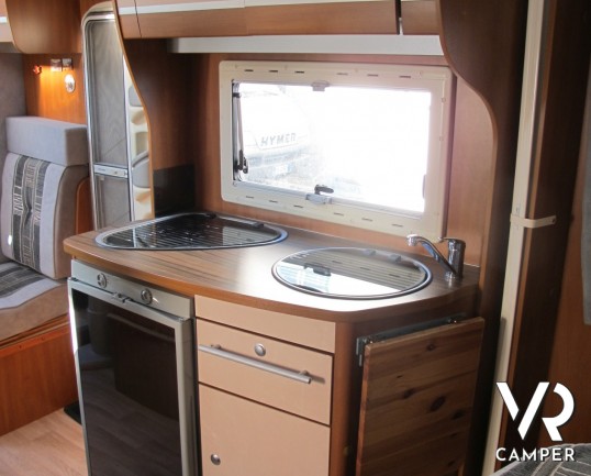 Chausson Welcome 72_camper semintegrale_camper usato_letto nautico_comoda dinette_camper con garage_camper usati occasione_concessionara vendita campe