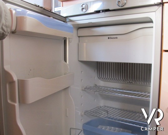 Chausson Welcome 72_camper semintegrale_camper usato_letto nautico_comoda dinette_camper con garage_camper usati occasione_concessionara vendita campe