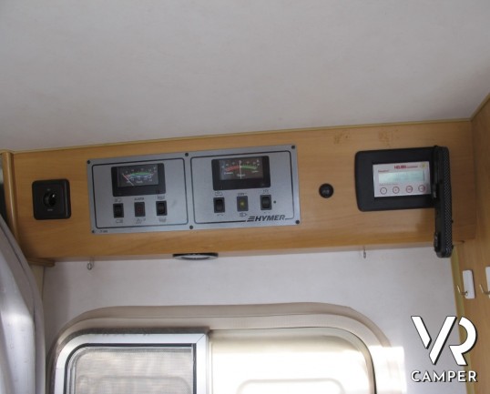 Hymer B 644_camper usato motorhome_camper 4 posti_letto matrimoniale_letto basculante_ampia dinette_garage_camper usato occasione_ottime condizioni_i