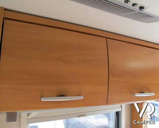 Hymer Exsis 522 - motorhome compatto con garage