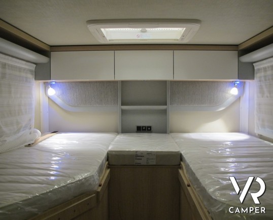 Hymer Tramp GL 578 "Ambition": camper nuovo semintegrale con letti gemelli, letto basculante, bagno e doccia separati_italiavr vendita camper torino d