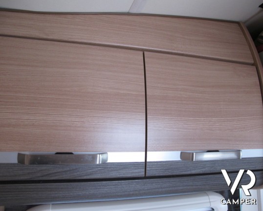 Knaus Sky Wave 650 MG_camper semintegrale_camper letto matrimoniale_ampia dinette_camper con garage_camper in vendita a torino druento