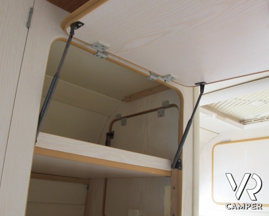 papillon gullier 580_camper_furgonato_con_garage_ampia_dinette_letto_basculante_occasione_camper_in_offerta_concessionaria_camper_e_caravan_torino_dru