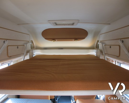 papillon gullier 580_camper_furgonato_con_garage_ampia_dinette_letto_basculante_occasione_camper_in_offerta_concessionaria_camper_e_caravan_torino_dru