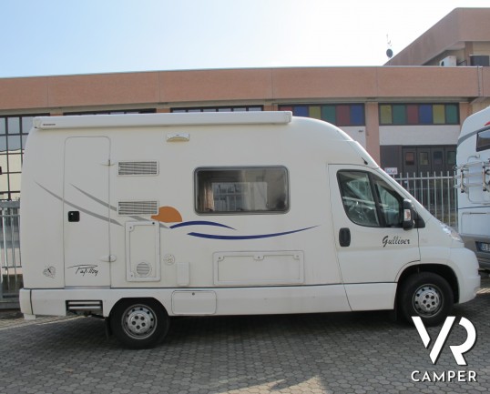 papillon gullier 580_camper_furgonato_con_garage_ampia_dinette_letto_basculante_occasione_camper_in_offerta_concessionaria_camper_e_caravan_torino_dru