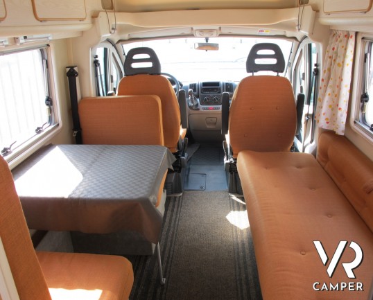 papillon gullier 580_camper_furgonato_con_garage_ampia_dinette_letto_basculante_occasione_camper_in_offerta_concessionaria_camper_e_caravan_torino_dru