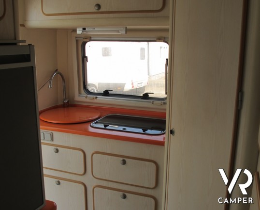 papillon gullier 580_camper_furgonato_con_garage_ampia_dinette_letto_basculante_occasione_camper_in_offerta_concessionaria_camper_e_caravan_torino_dru