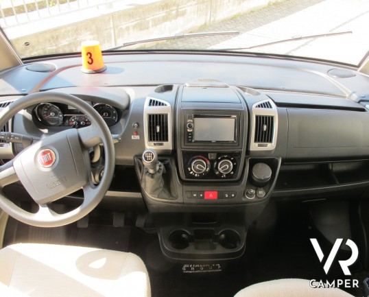 Burstner Viseo 690_camper usato motorhome_meccanica Dudato 150 cv_camper letti gemelli_garantito dal concessionario_italiavr group concessionaria camp