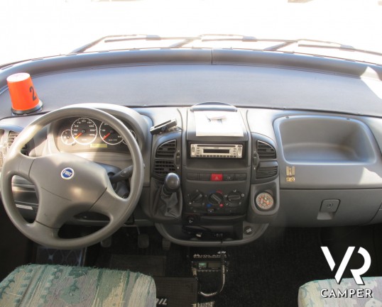 Hymer B 544: camper motorhome usato, con dinette comoda, letto basculante, ottime condizioni, occasione camper usato in vendita a torino druento, conc