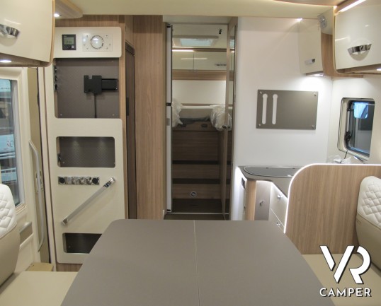 Burstner Lyseo Time T 727 G - Harmony Line: camper semintegrale, letti gemelli, letto basculante sopra dinette, bagno e doccia separati, garage doppio