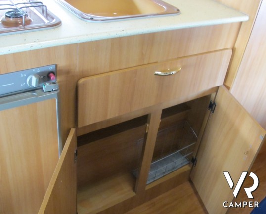 Elnagh Marlin 61 G: camper mansardato usato con letti a castello, veranda, portabici, 6 posti omologati - Italia VR vendita e noleggio camper Torino e