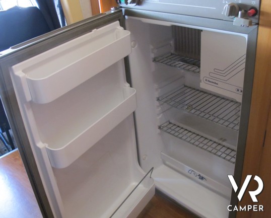 Elnagh Marlin 61 G: camper mansardato usato con letti a castello, veranda, portabici, 6 posti omologati - Italia VR vendita e noleggio camper Torino e