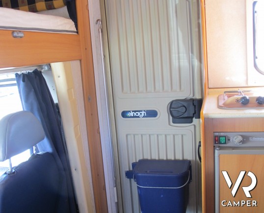 Elnagh Marlin 61 G: camper mansardato usato con letti a castello, veranda, portabici, 6 posti omologati - Italia VR vendita e noleggio camper Torino e