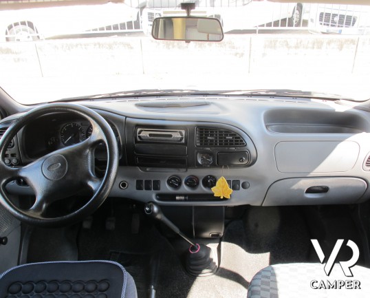 Elnagh Marlin 61 G: camper mansardato usato con letti a castello, veranda, portabici, 6 posti omologati - Italia VR vendita e noleggio camper Torino e