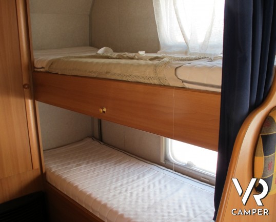 Elnagh Marlin 61 G: camper mansardato usato con letti a castello, veranda, portabici, 6 posti omologati - Italia VR vendita e noleggio camper Torino e