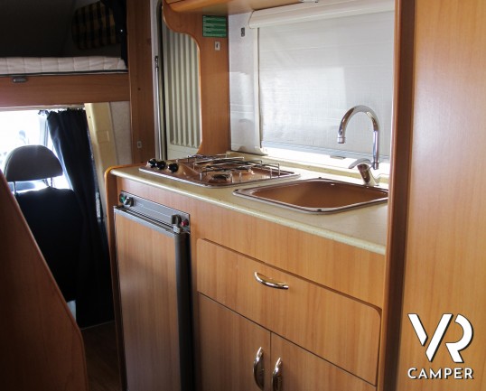 Elnagh Marlin 61 G: camper mansardato usato con letti a castello, veranda, portabici, 6 posti omologati - Italia VR vendita e noleggio camper Torino e