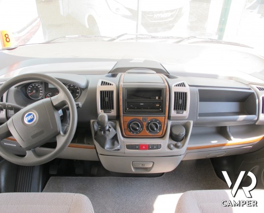 Hymer B 504: camper motorhome usato, con 4 posti letto, veranda e condizionatore - italiavr vendita camper torino e piemonte