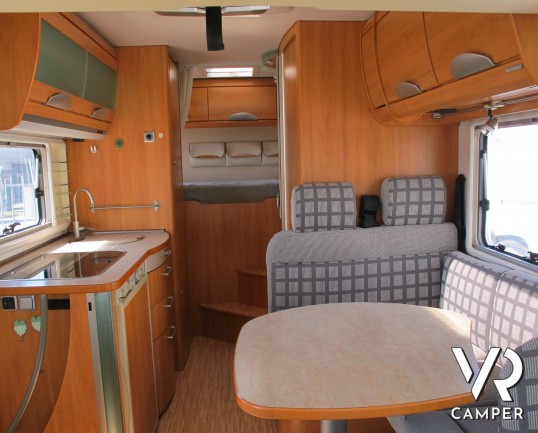 Hymer B 504: camper motorhome usato, con 4 posti letto, veranda e condizionatore - italiavr vendita camper torino e piemonte